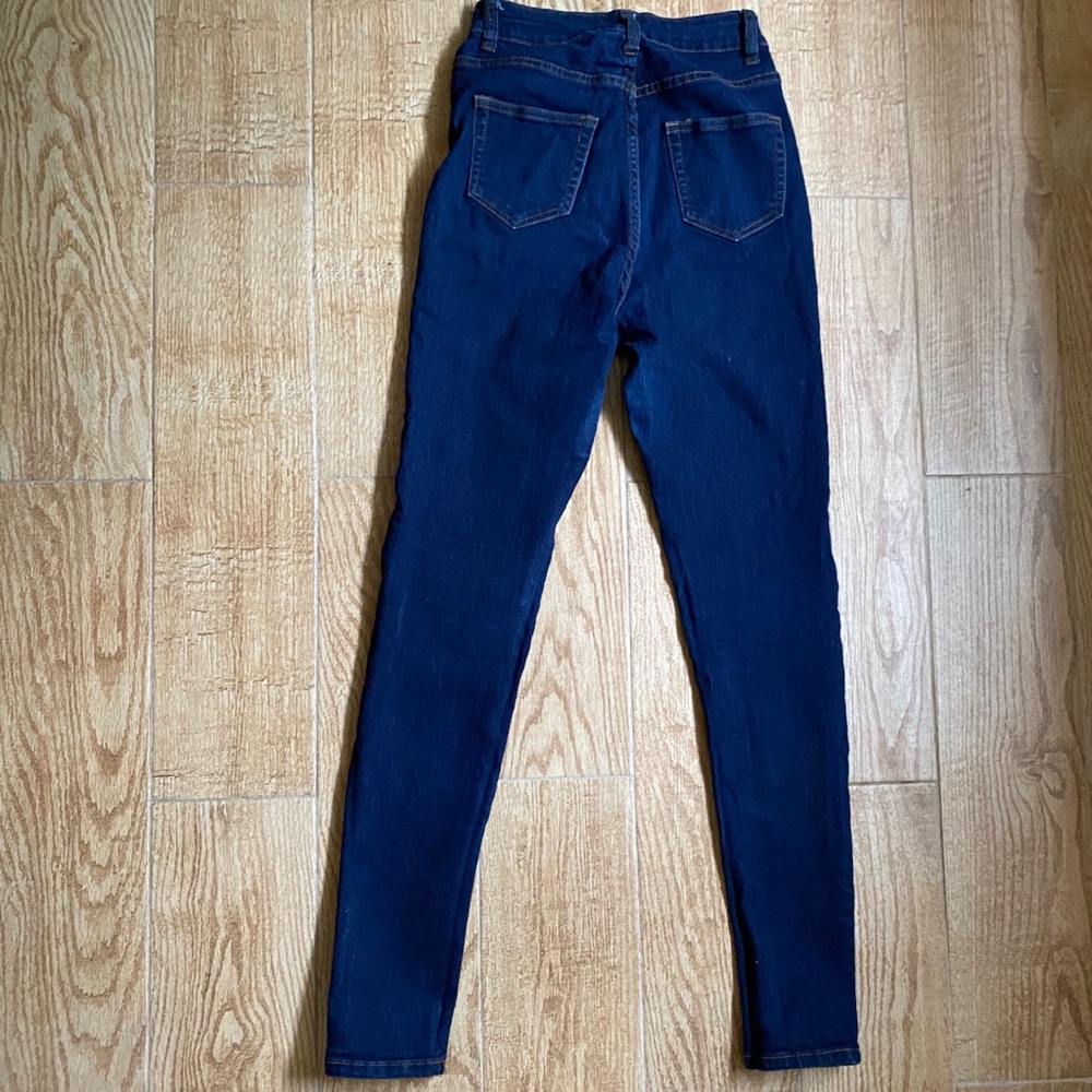 Dark Wash High Waisted Jeans - Picture 5 of 6